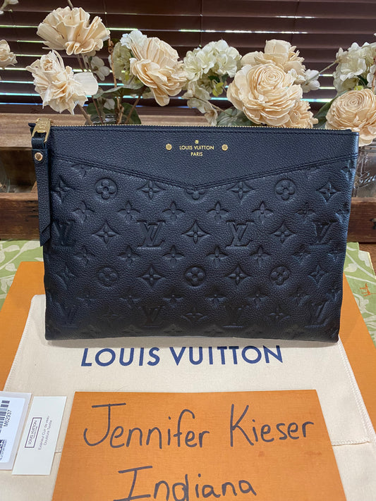 Daily Pouch in black Noir Empreinte