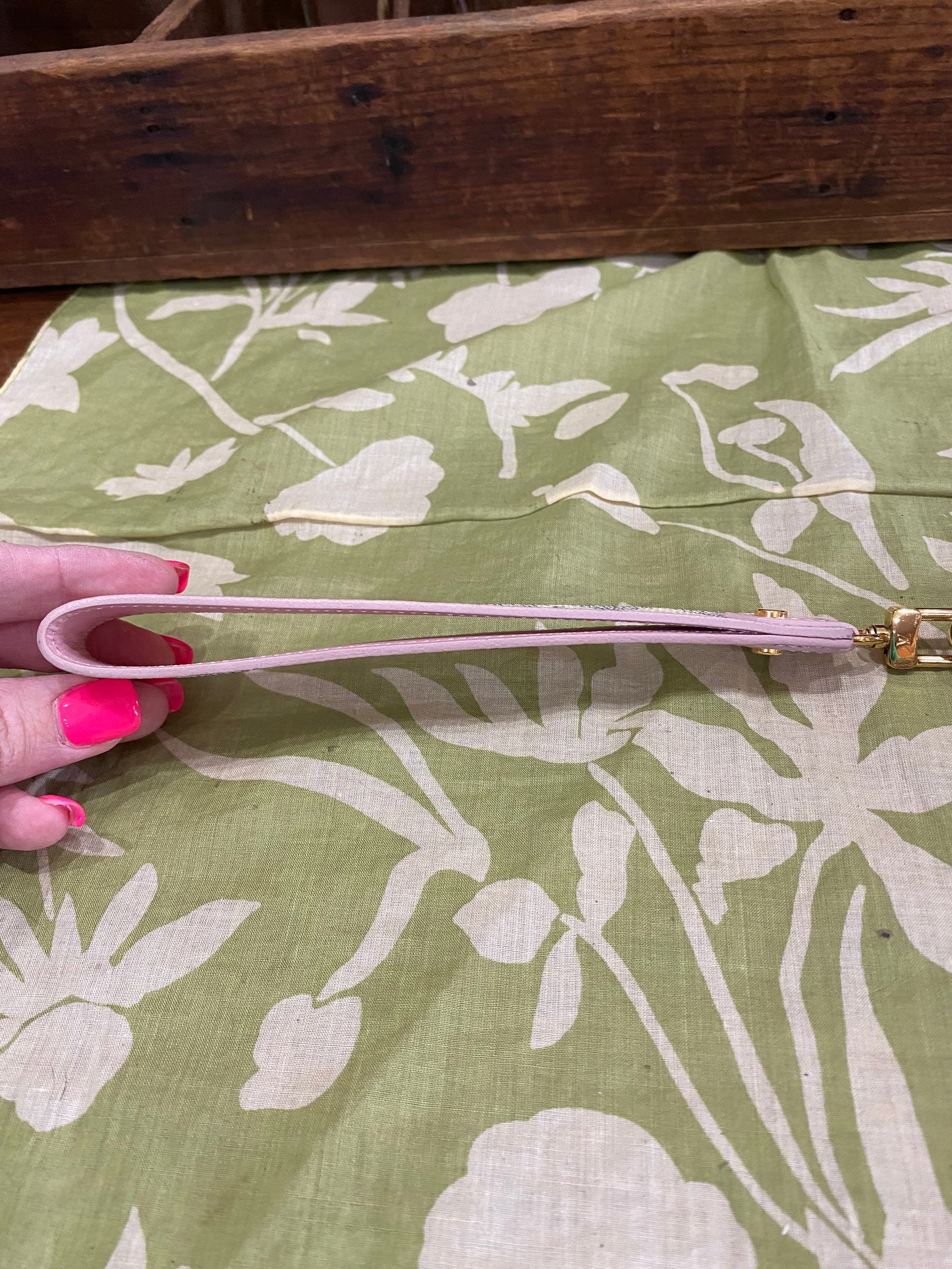 City Pouch- studded DA print with removable wristlet strap