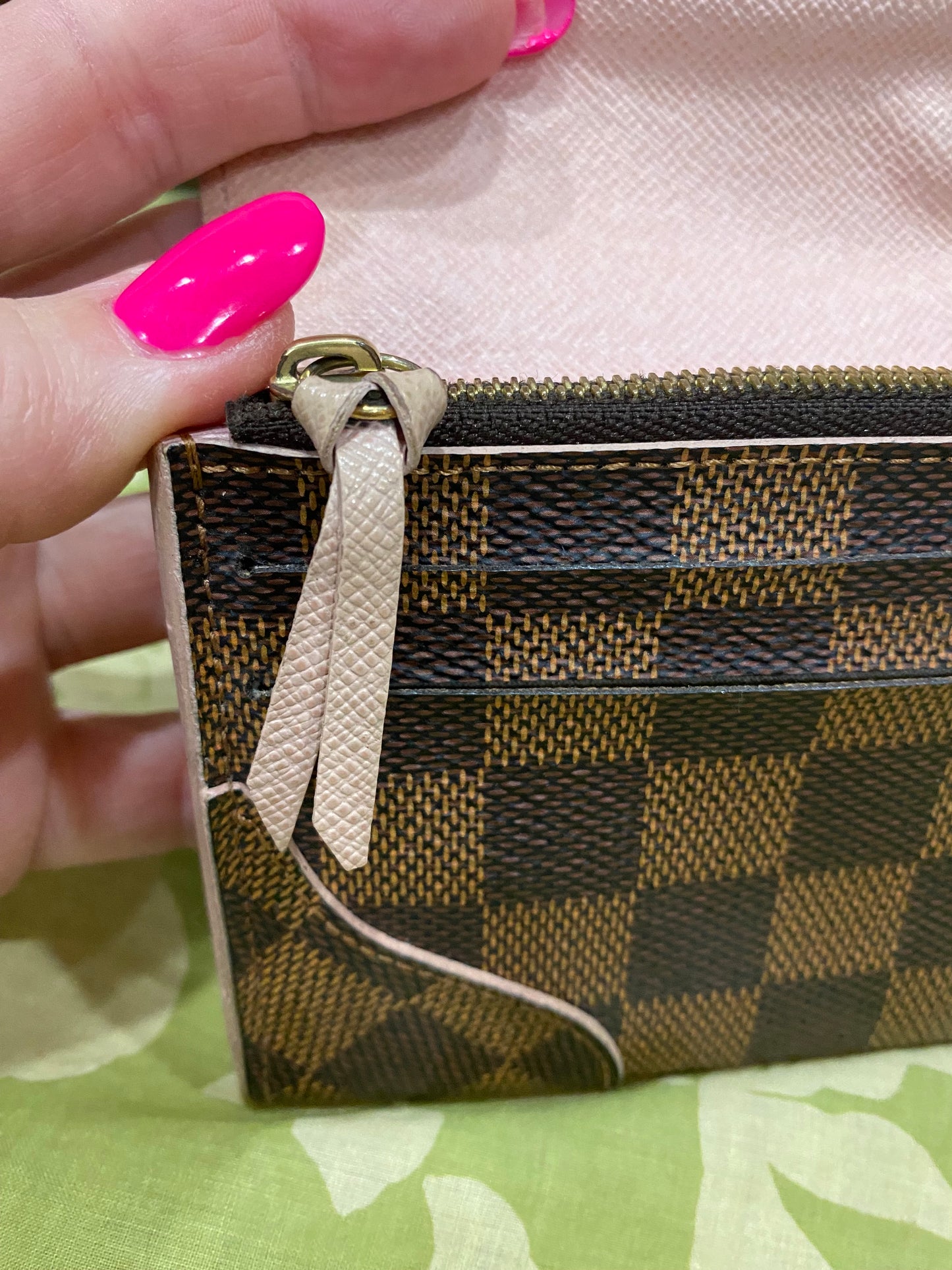 Caissa Wallet in Damier