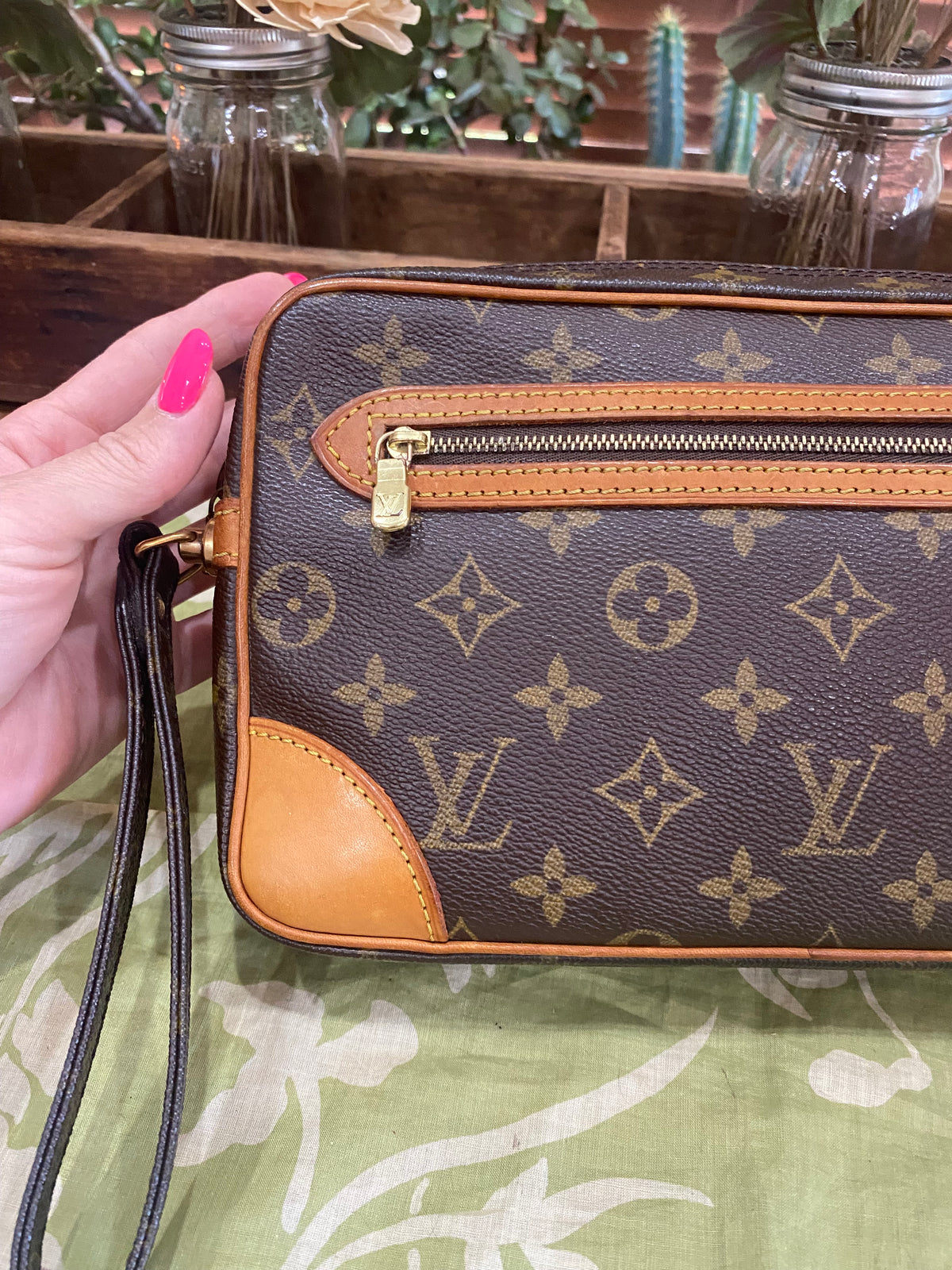 Vintage Marly Dragonne GM Wristlet Clutch
