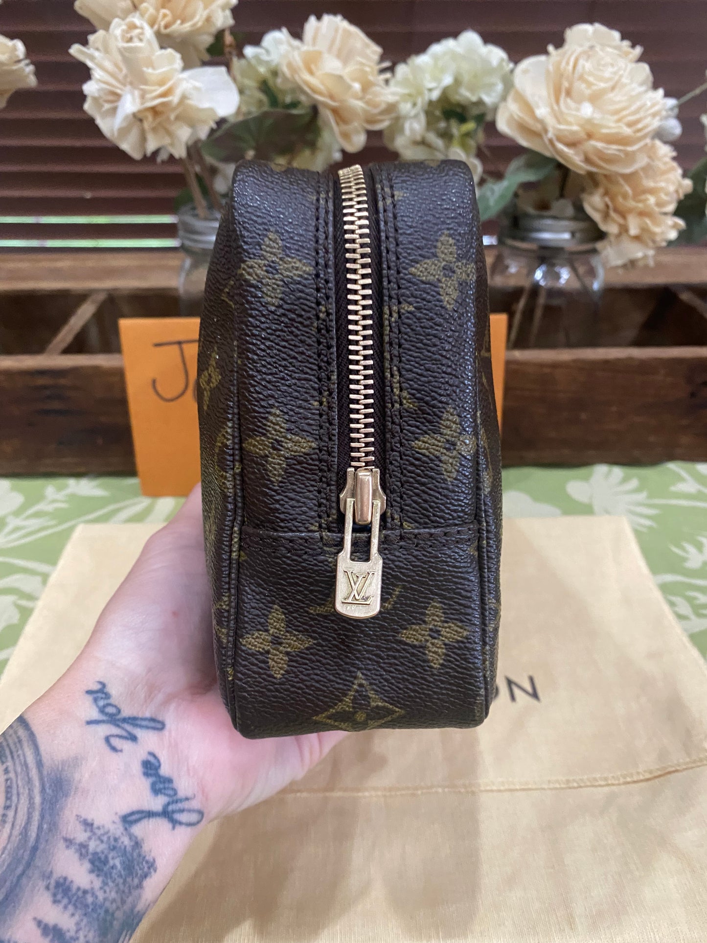 Vintage Trousse 23