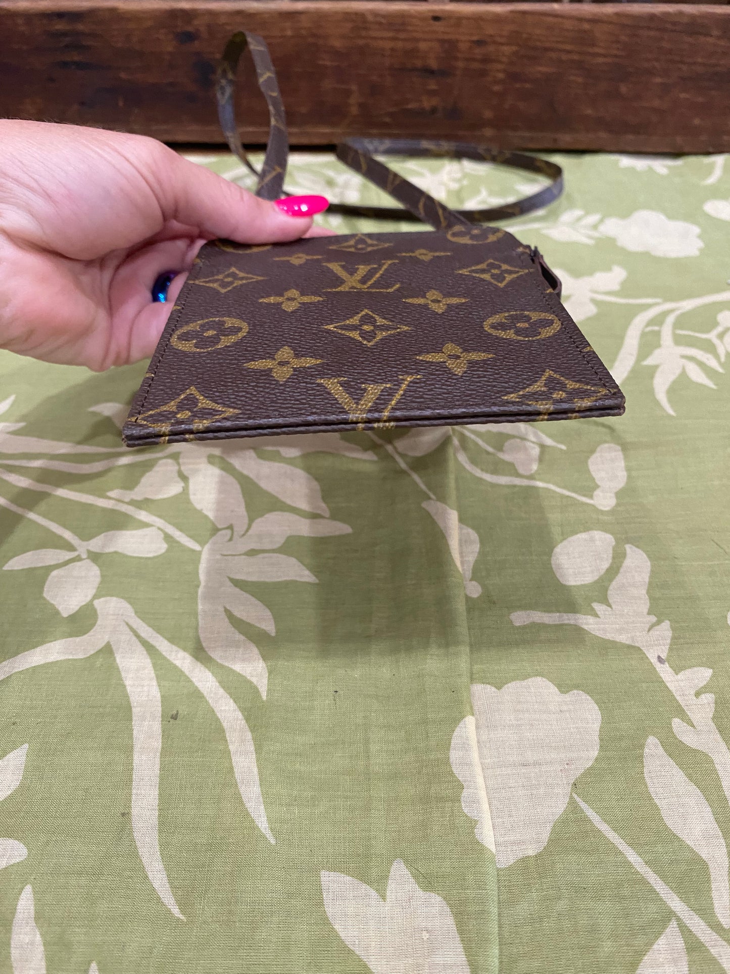 Vintage Pochette Secret Shoulder Bag