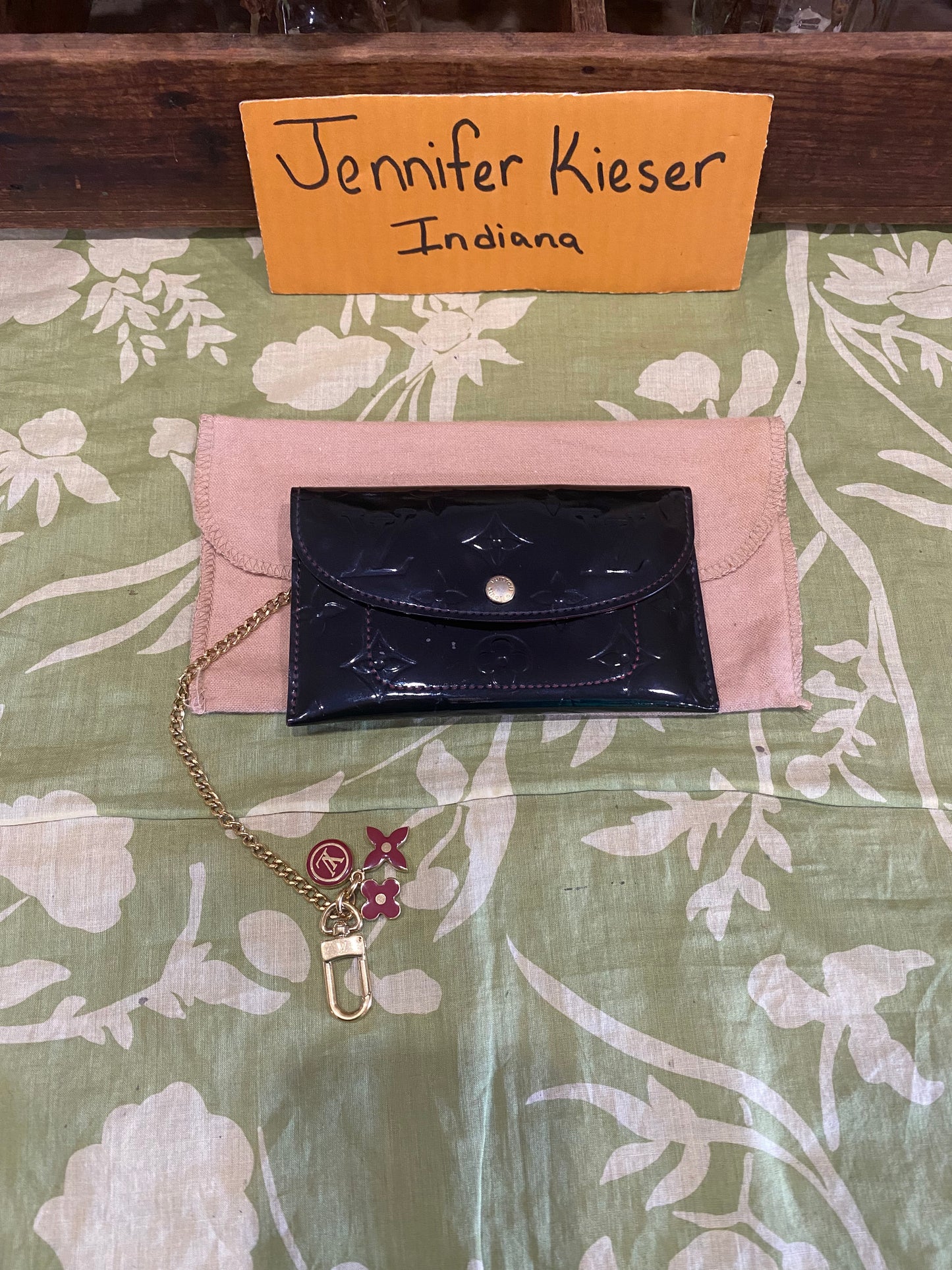 Vernis Envelope Plate Pouch (black)