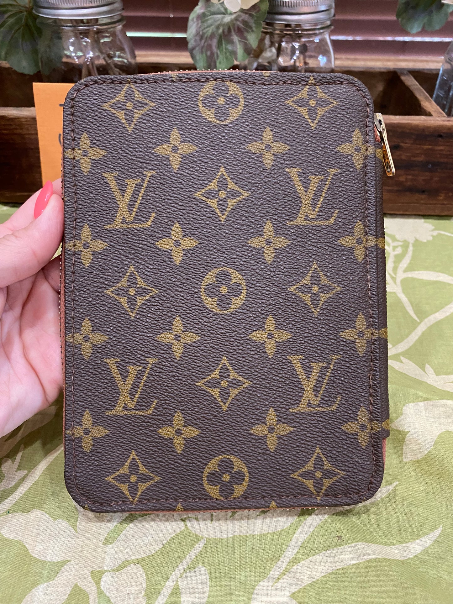 Vintage Zip Around Passport Cover