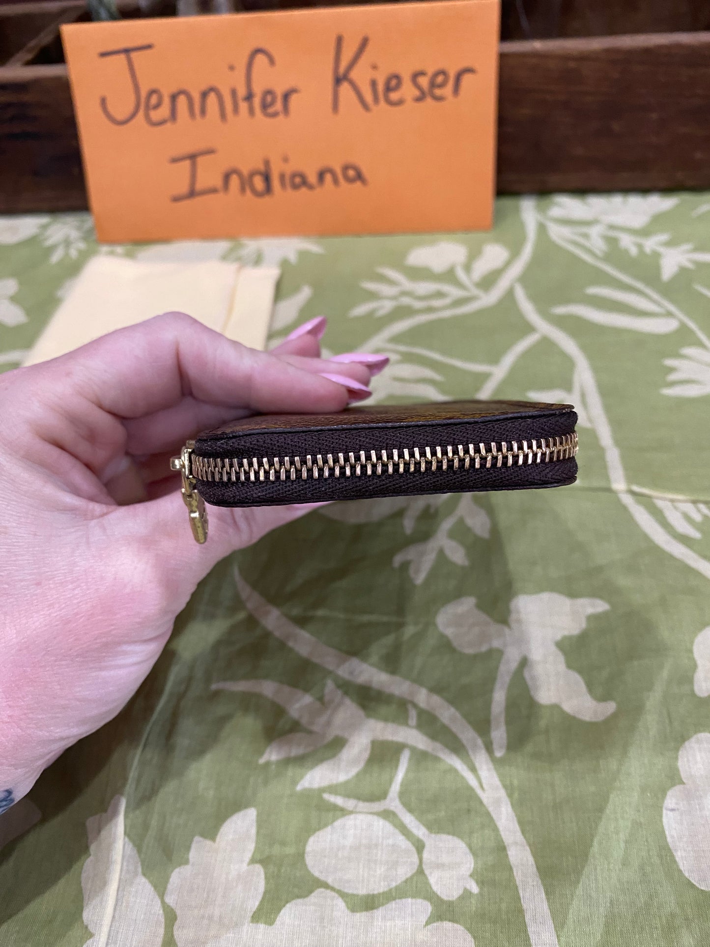 6 Key Zip Around Pouch