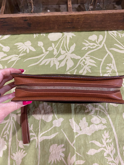 Orsay Clutch