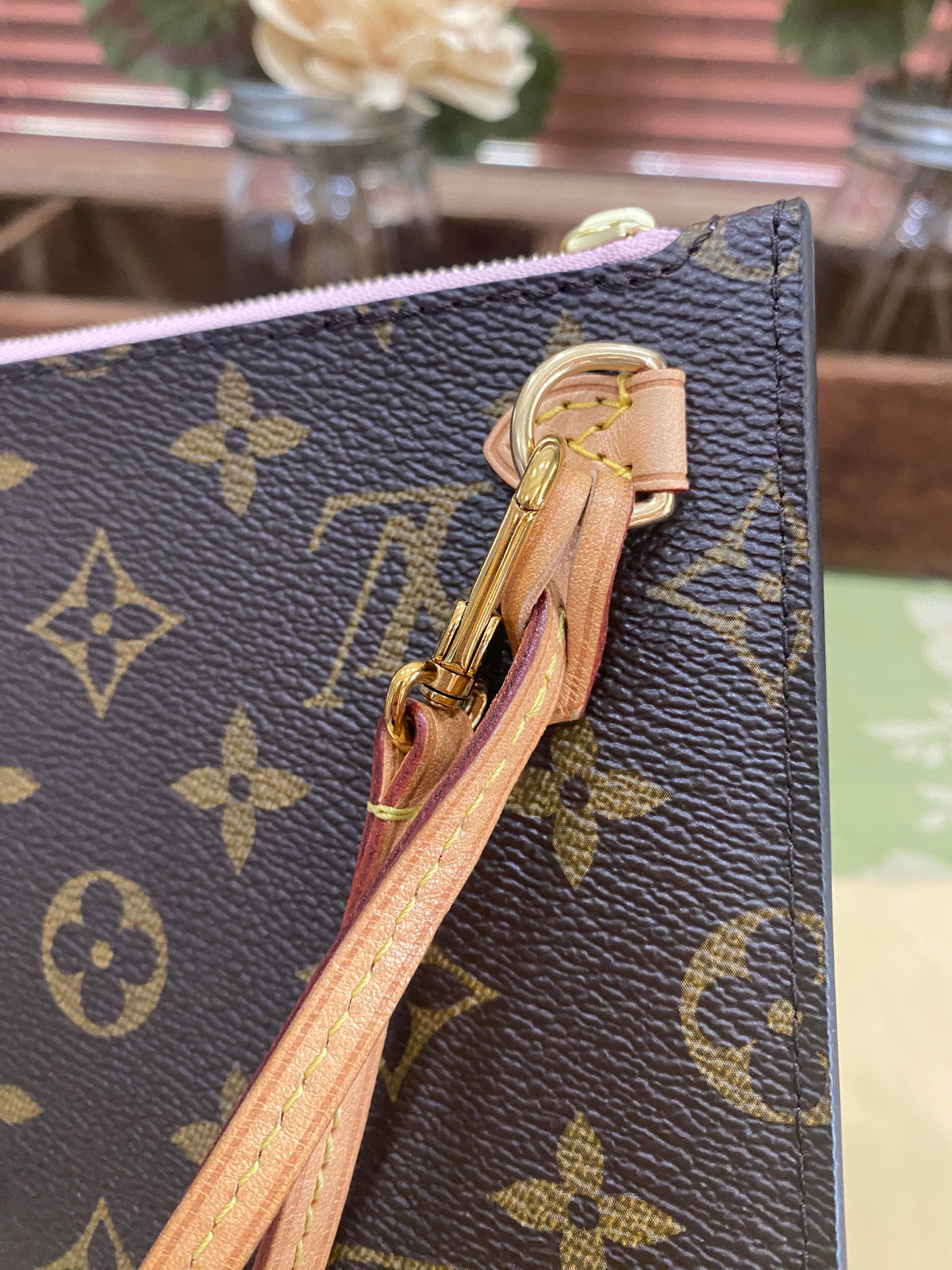 Neverfull Pouch GM