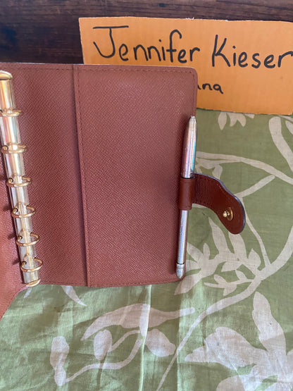 Silver Tone Twist Top Pen