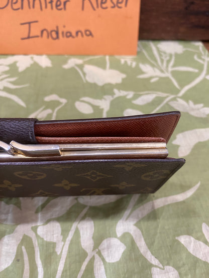 Vintage Kisslock Long Wallet