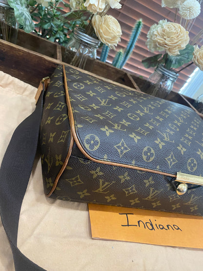 Abbesses Messenger Bag