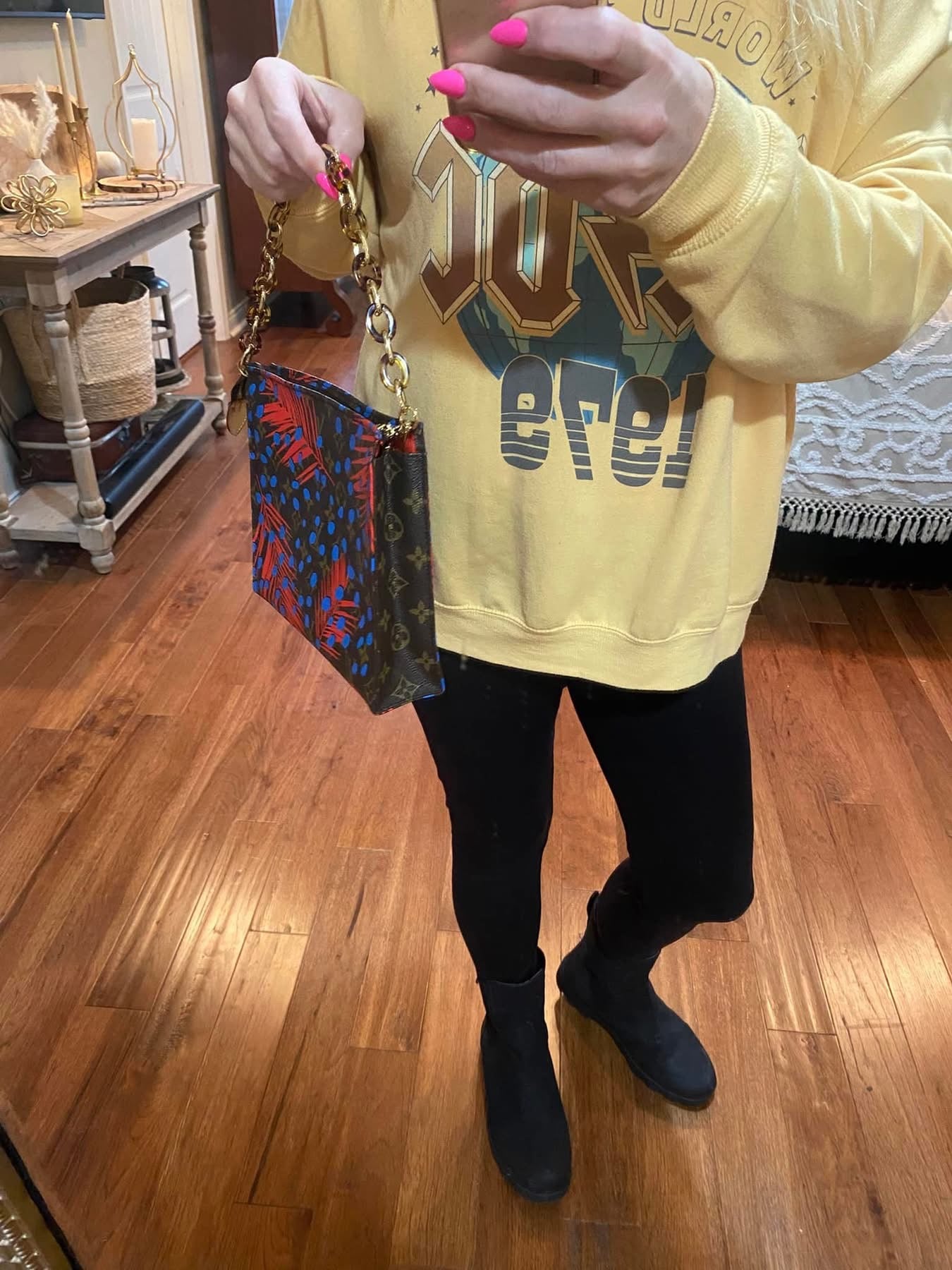 LE Jungle Toiletry 26