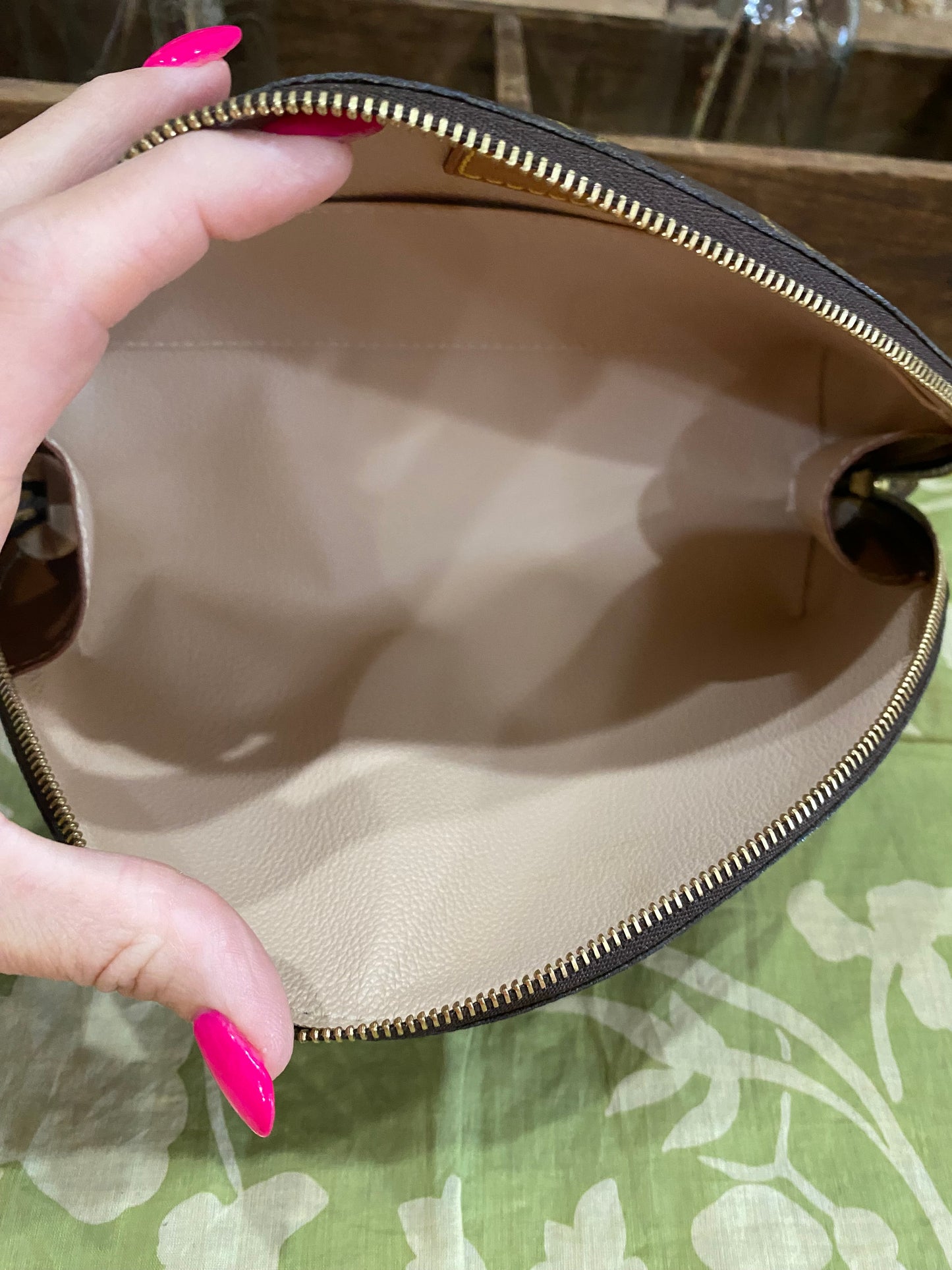 Demi Ronde GM Cosmetic Pouch