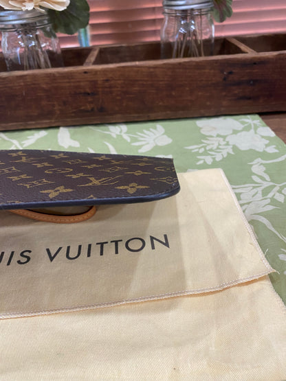Neverfull Pouch GM