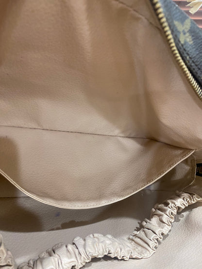 Vintage Trousse 28