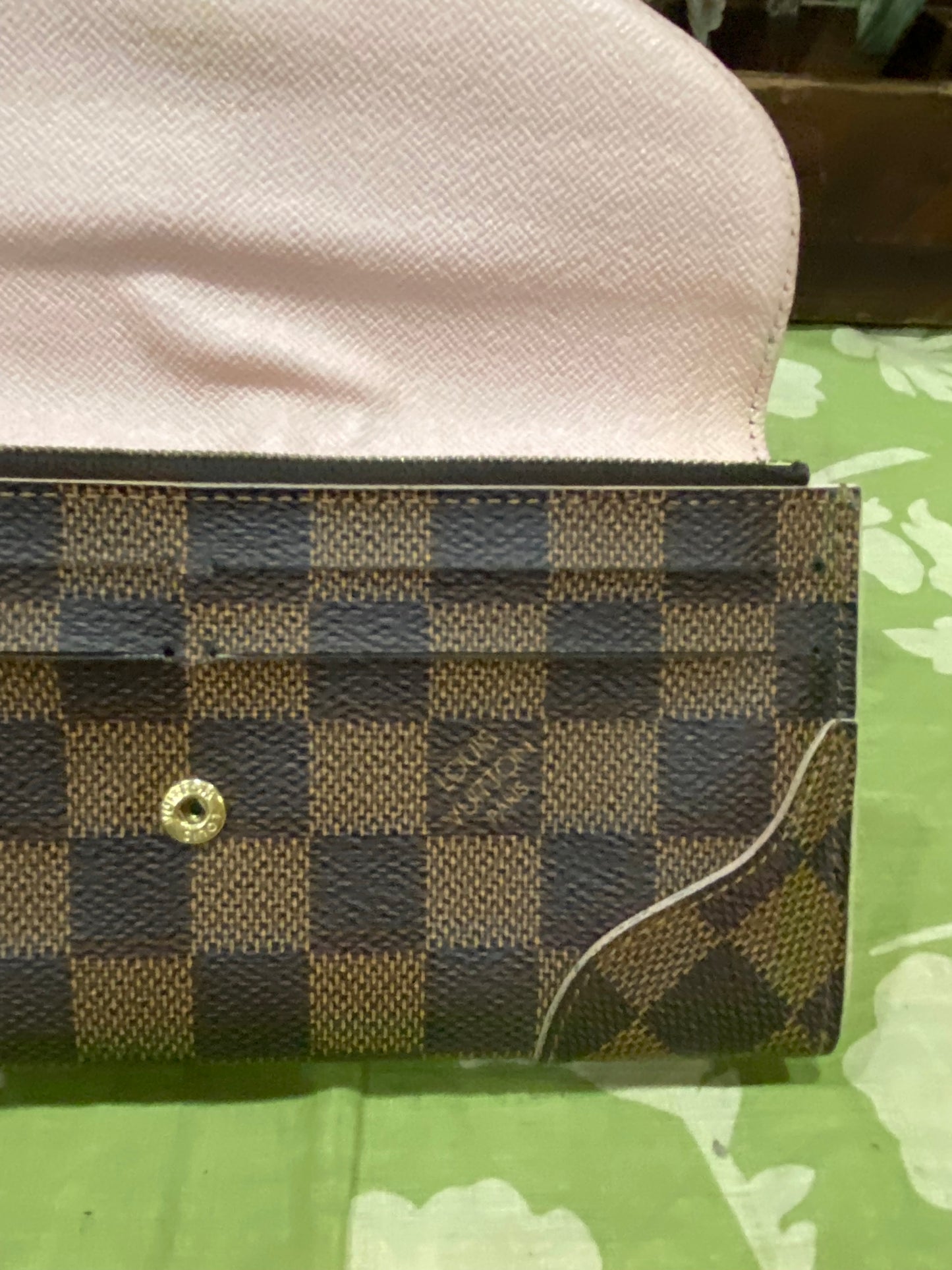 Caissa Wallet in Damier