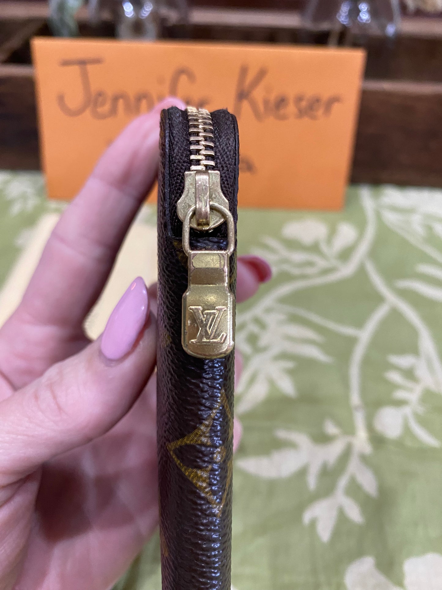 6 Key Zip Around Pouch