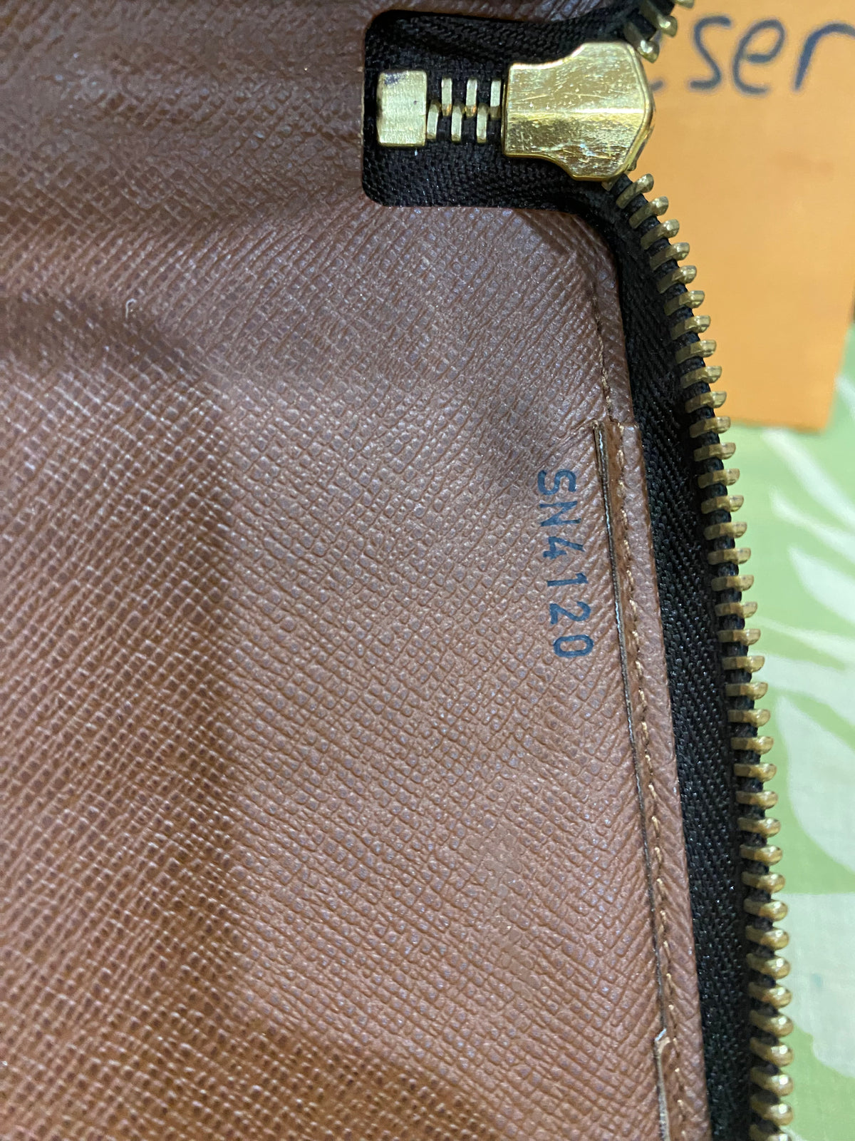 Zippy Organizer Wallet