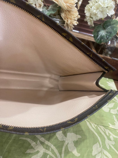 Vintage Toiletry 26