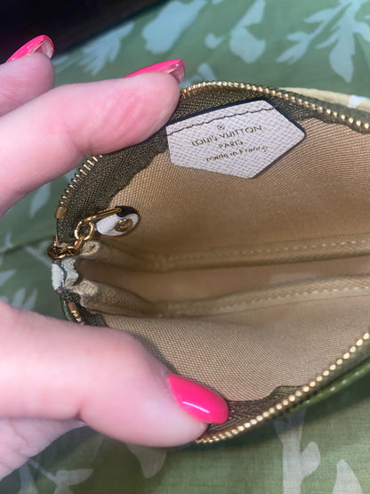 Monogram Giant Micro Pouchette