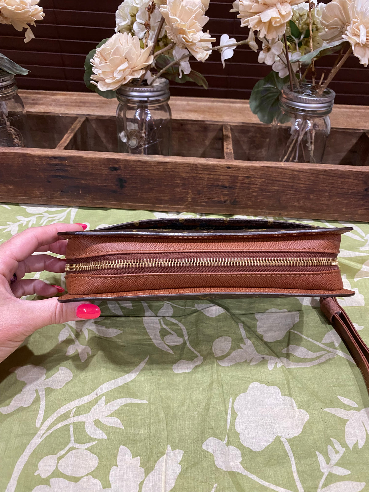 Orsay Clutch
