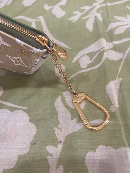 Monogram Giant Micro Pouchette