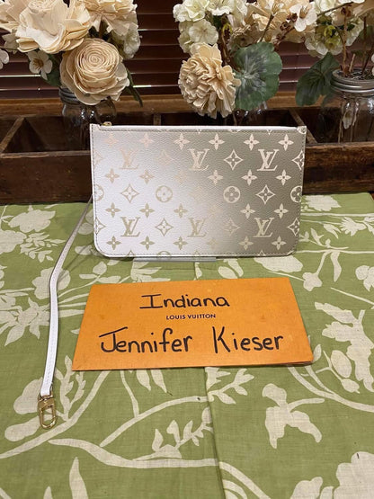 Neverfull Pouch GM (Spring in the City collection)