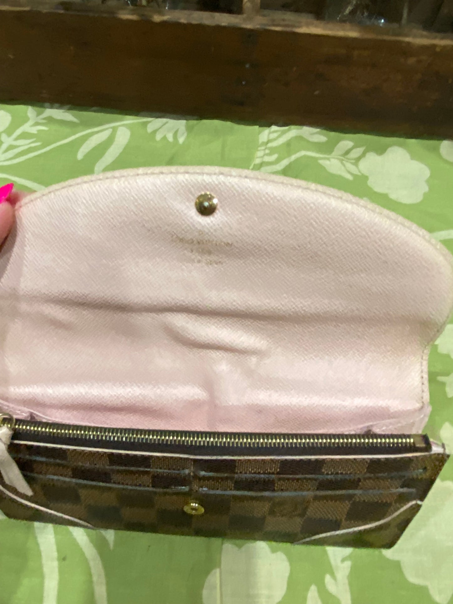 Caissa Wallet in Damier