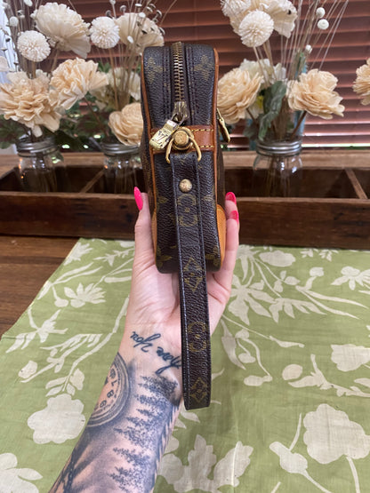 Vintage Marly Dragonne GM Wristlet Clutch