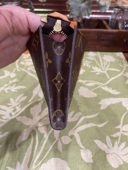 Bucket Pouch GM