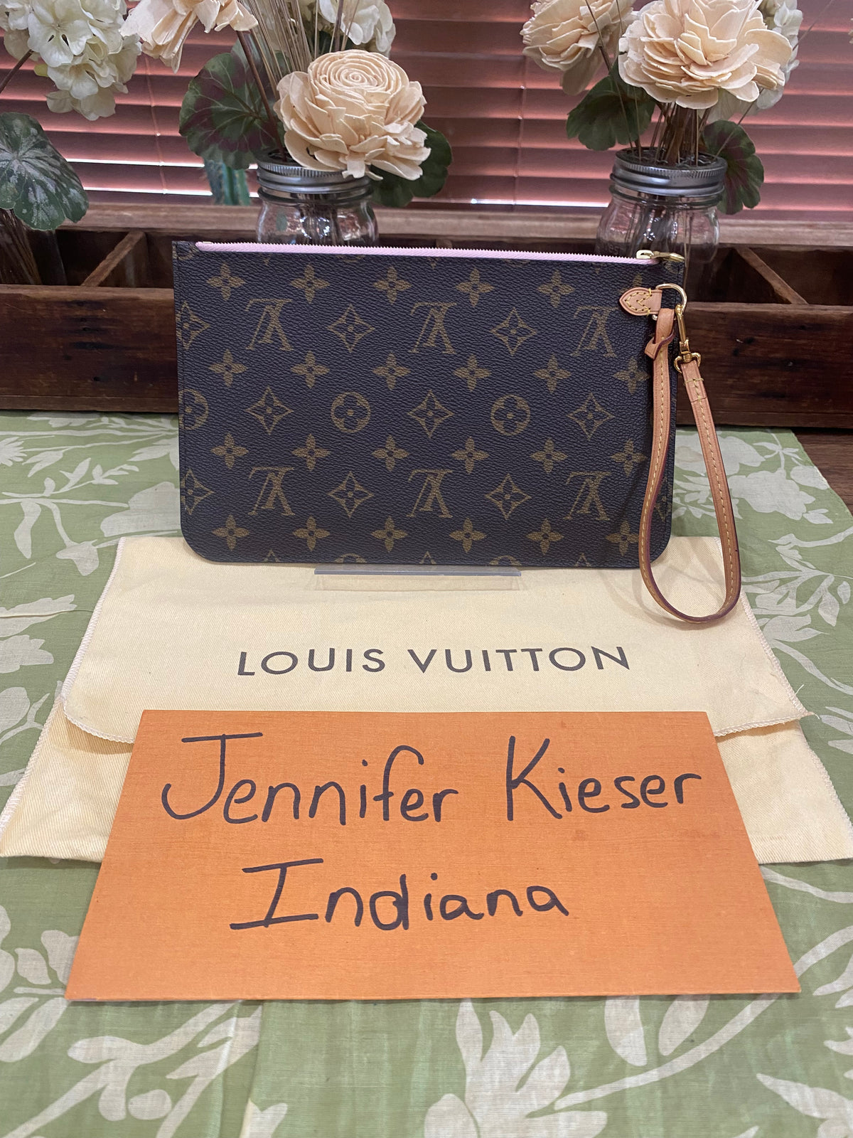 Neverfull Pouch GM
