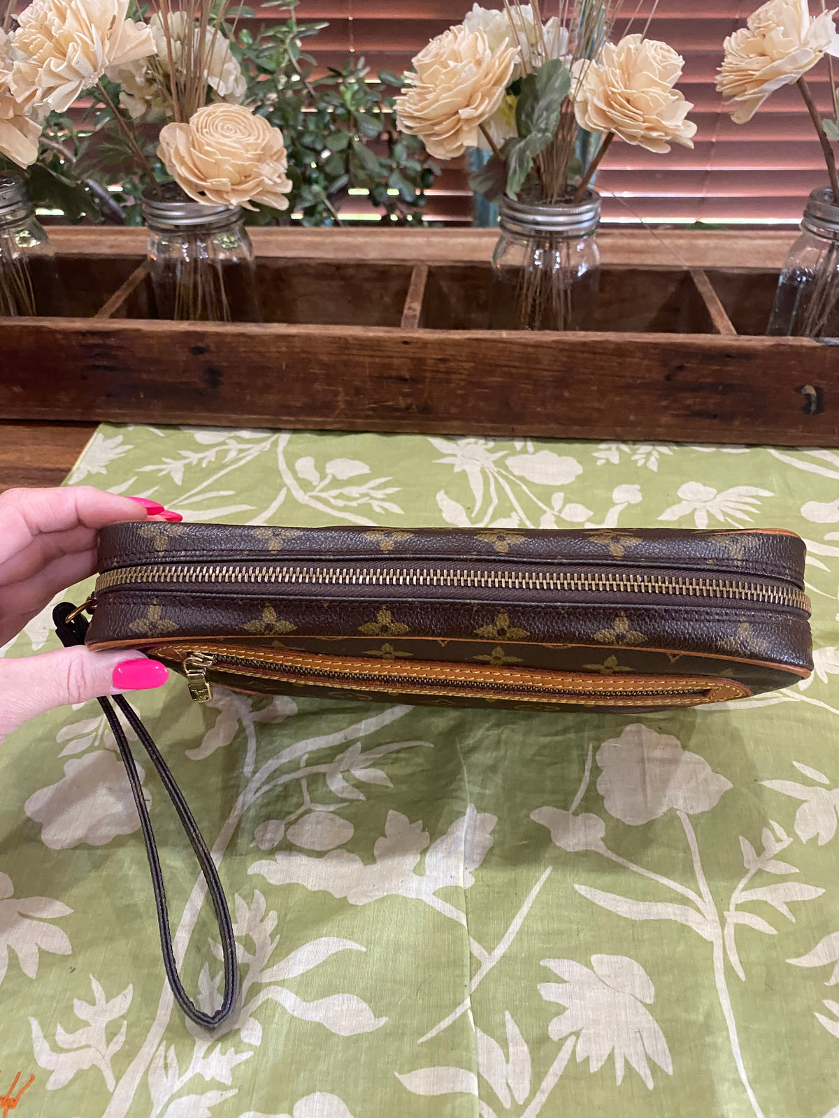 Vintage Marly Dragonne GM Wristlet Clutch