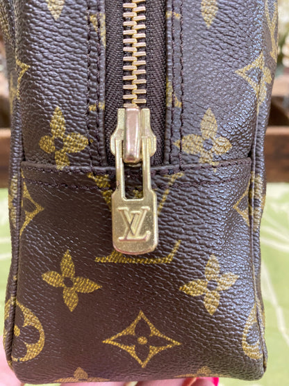 Vintage Trousse 28
