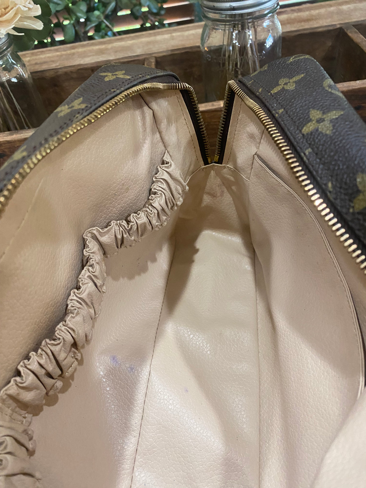 Vintage Trousse 28