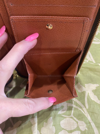 Daily Organizer Long Wallet