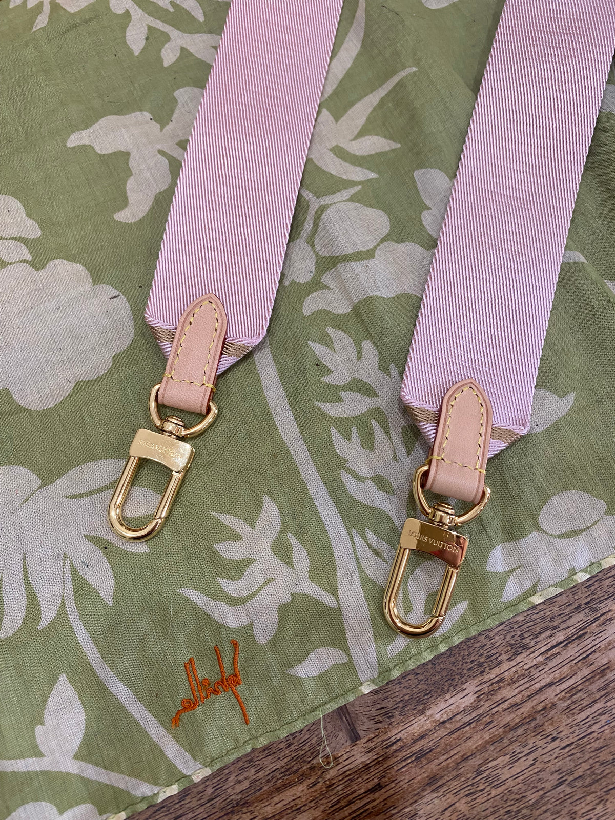 NEW Jacquard Removable Adjustable Strap and Coin Pouch