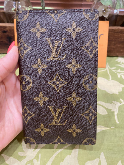 Checkbook Cover (with three credit card slots)