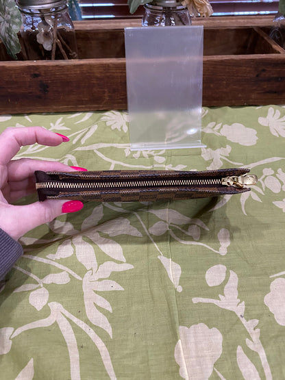 Bucket Pouch PM in DE print-comes with original wristlet strap