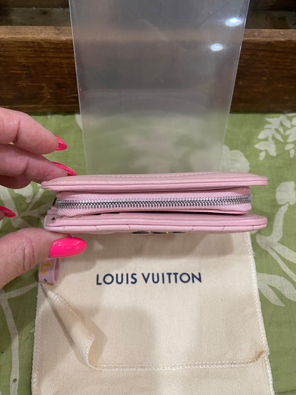 New Wave Calf Leather Compact Wallet in Rose Ballerine
