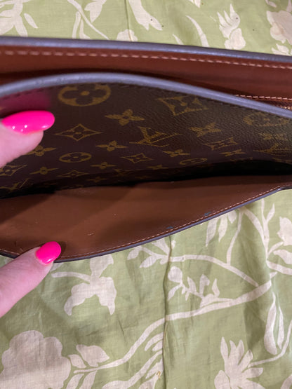 Homme Clutch
