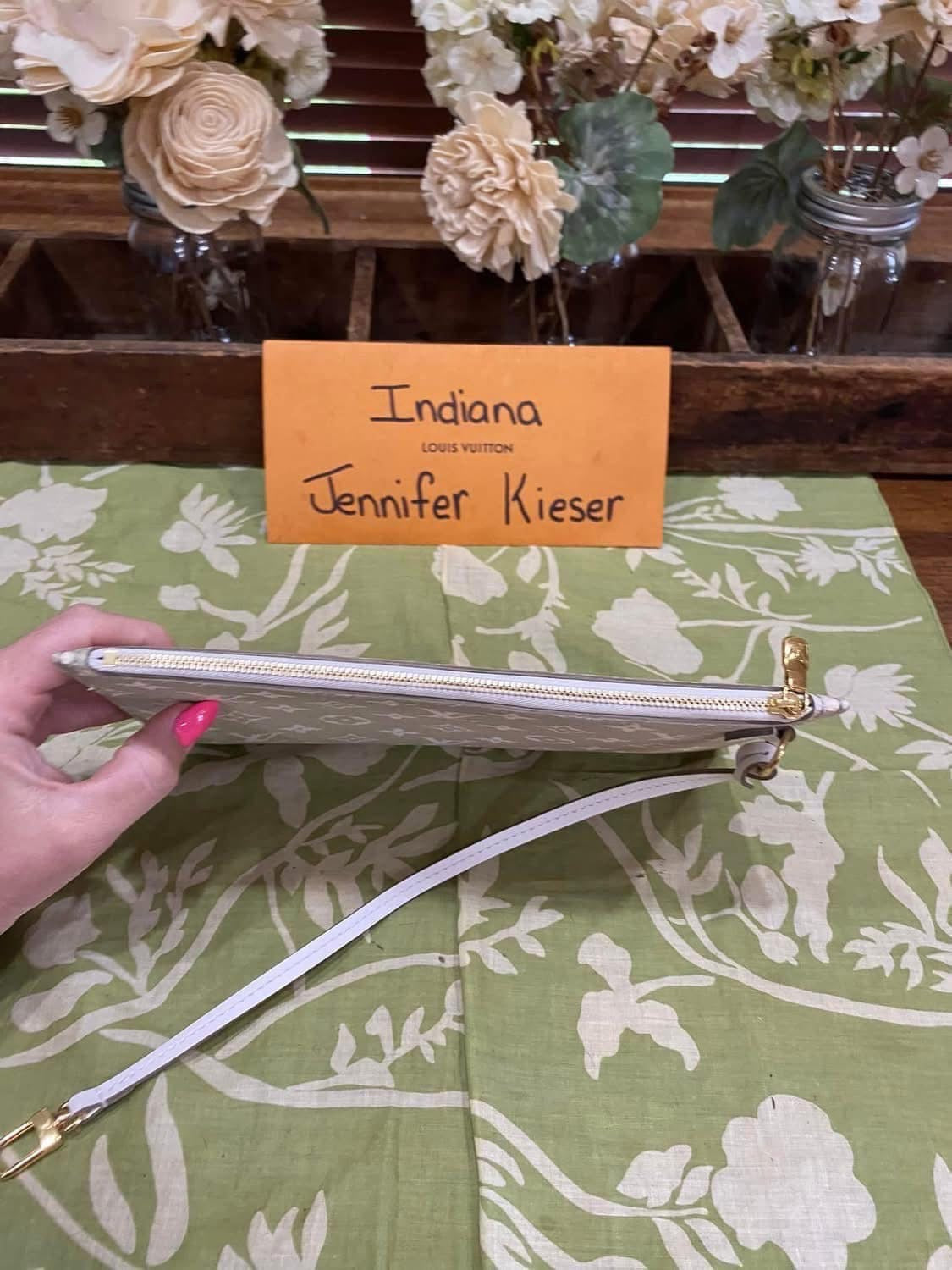 Neverfull Pouch GM (Spring in the City collection)