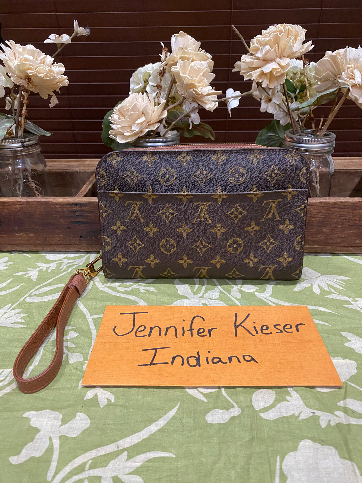 Orsay Clutch