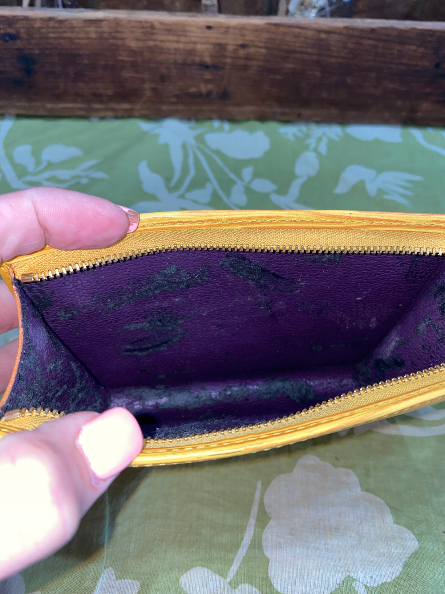 Toiletry 15 (Epi leather in Tassil Yellow)