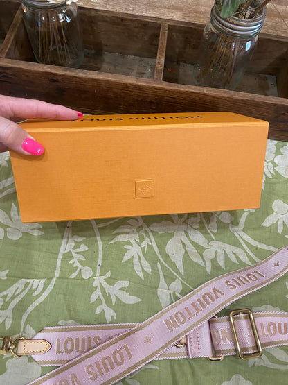 NEW Jacquard Removable Adjustable Strap and Coin Pouch