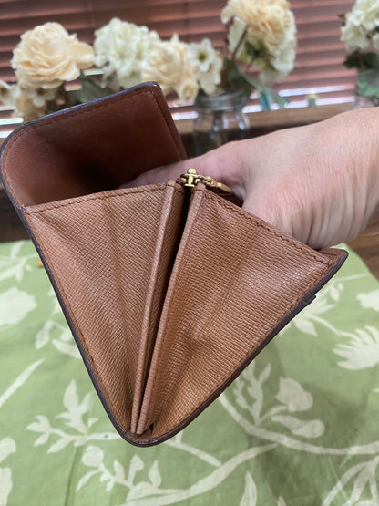 Long Wallet
