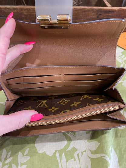 Elysee Long Wallet