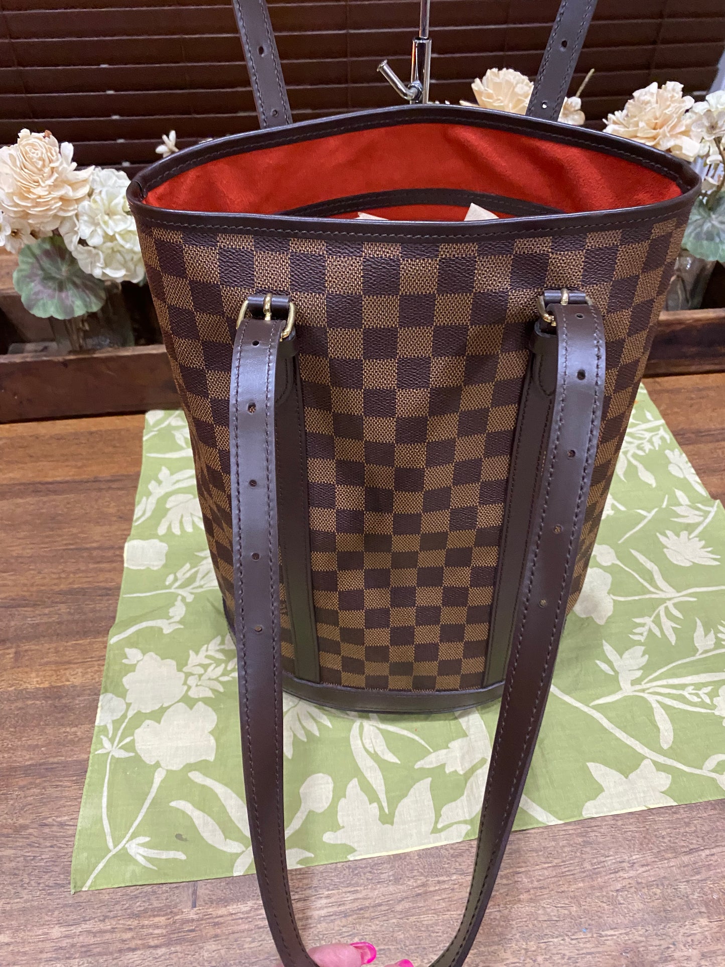Bucket Bag GM Damier Ebene