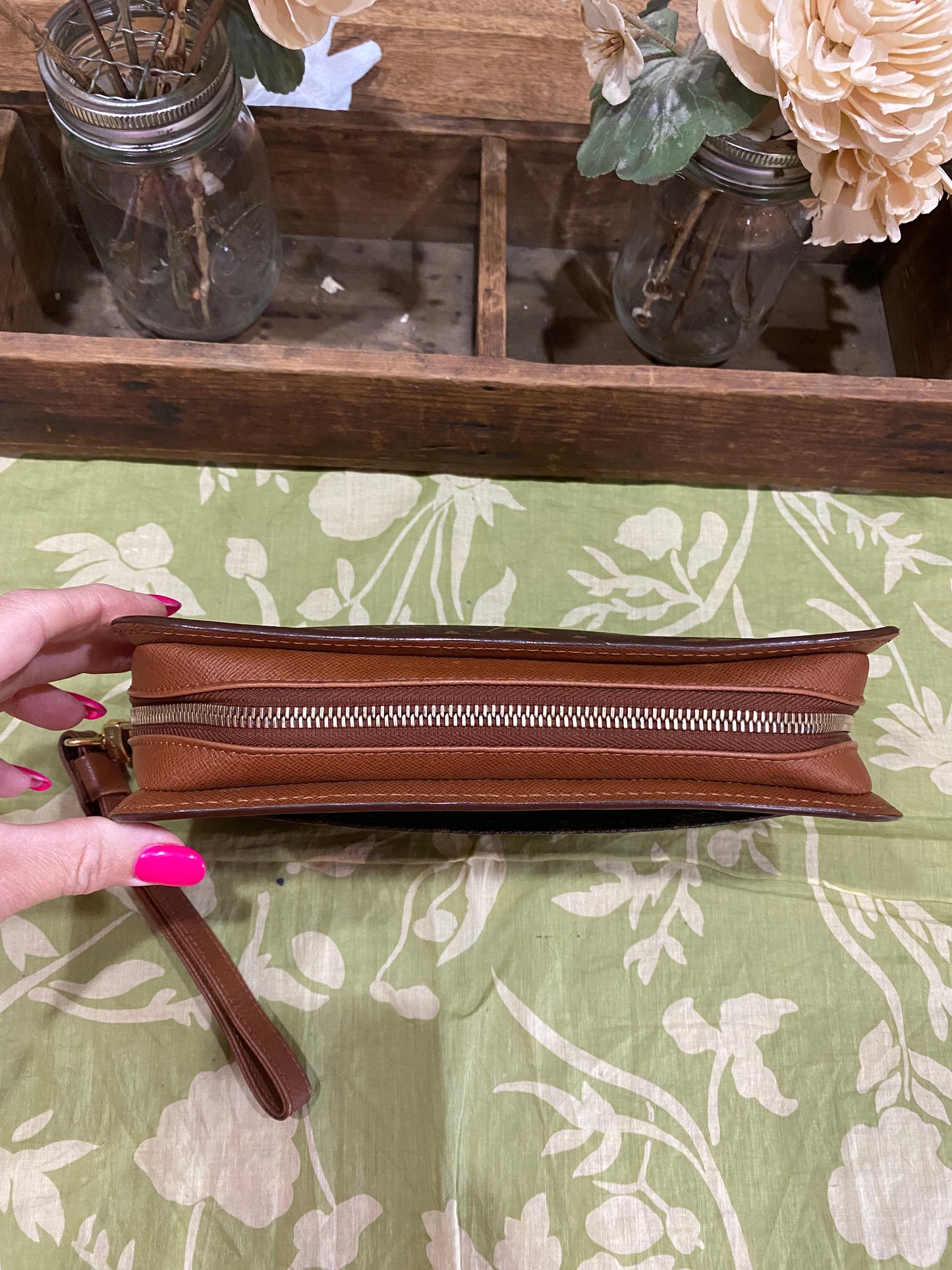 Orsay Clutch