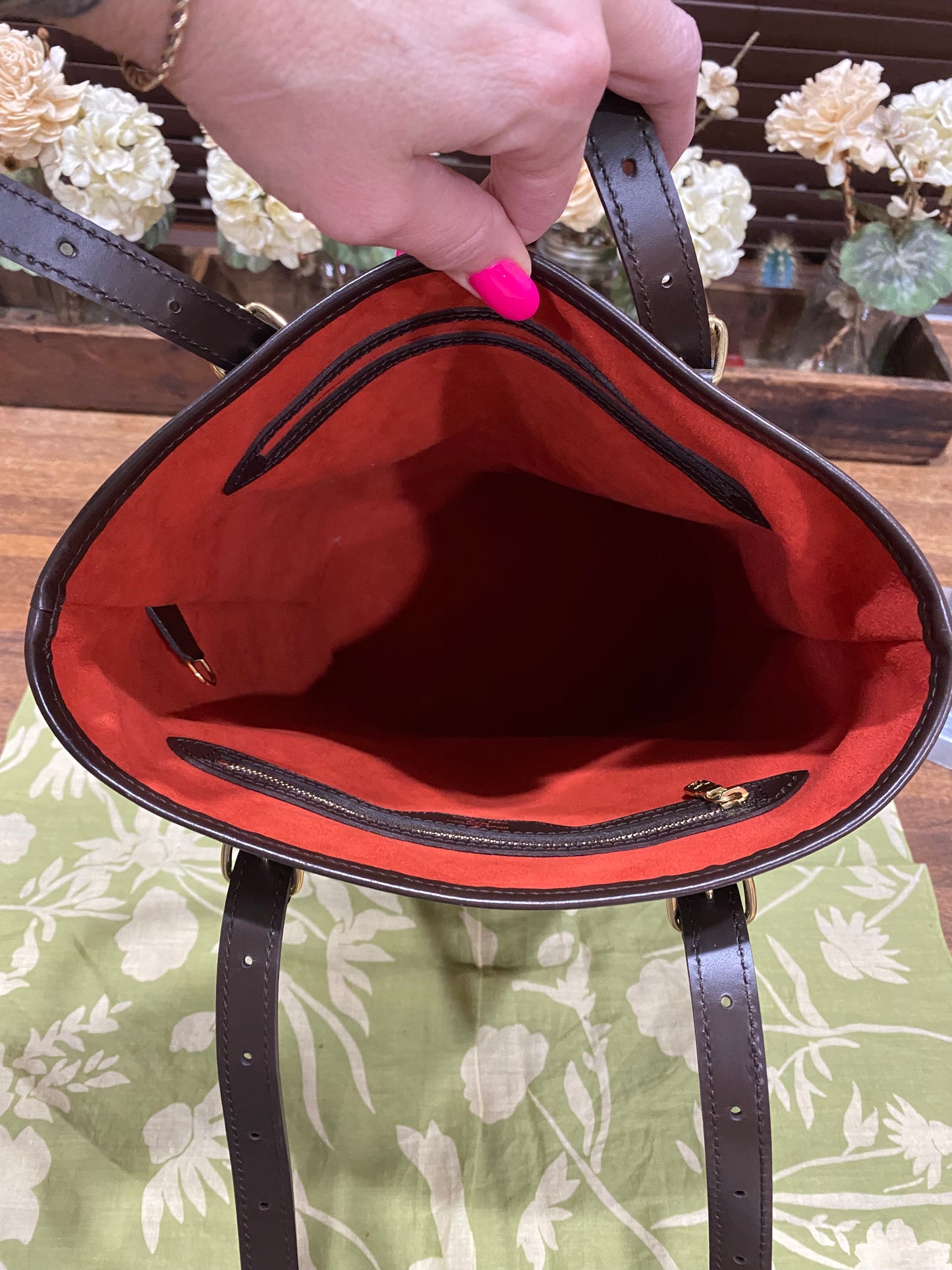 Bucket Bag GM Damier Ebene