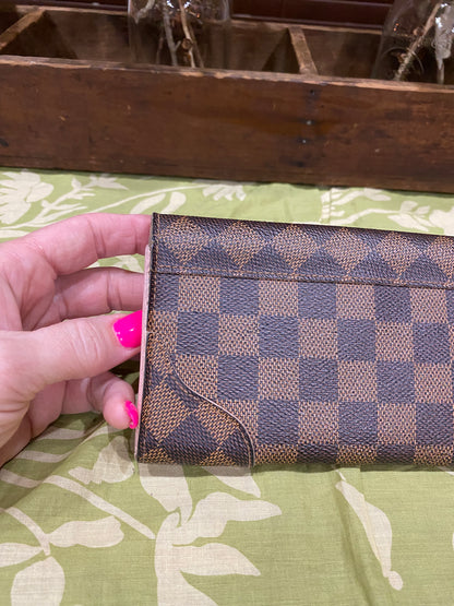 Caissa Wallet in Damier