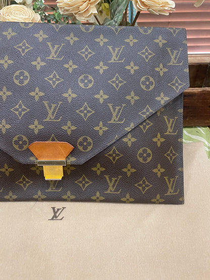 Vintage Poche Plate Envelope Document Clutch